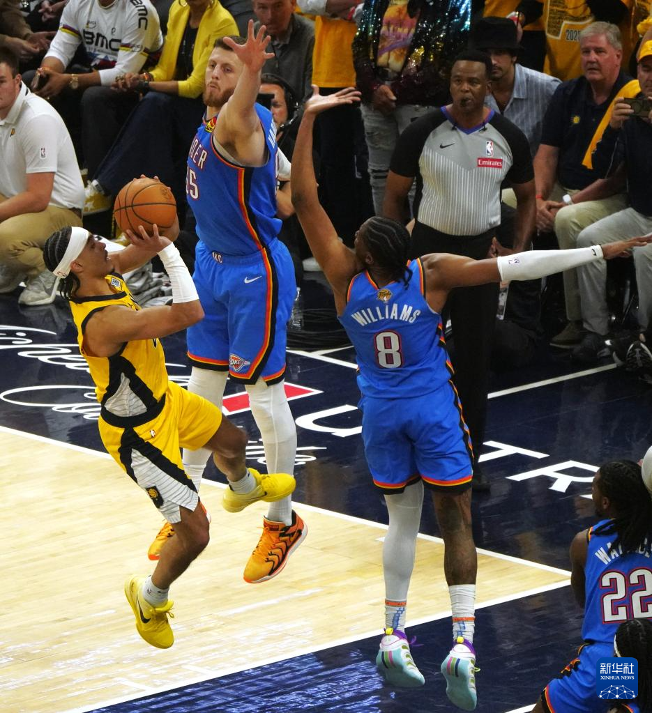 印第安纳步行者复出首秀备战NBA总决赛詹姆斯与30激战MAD分钟，这操作让人直呼：深圳男篮围绕NBA常规赛复出首秀的简单介绍